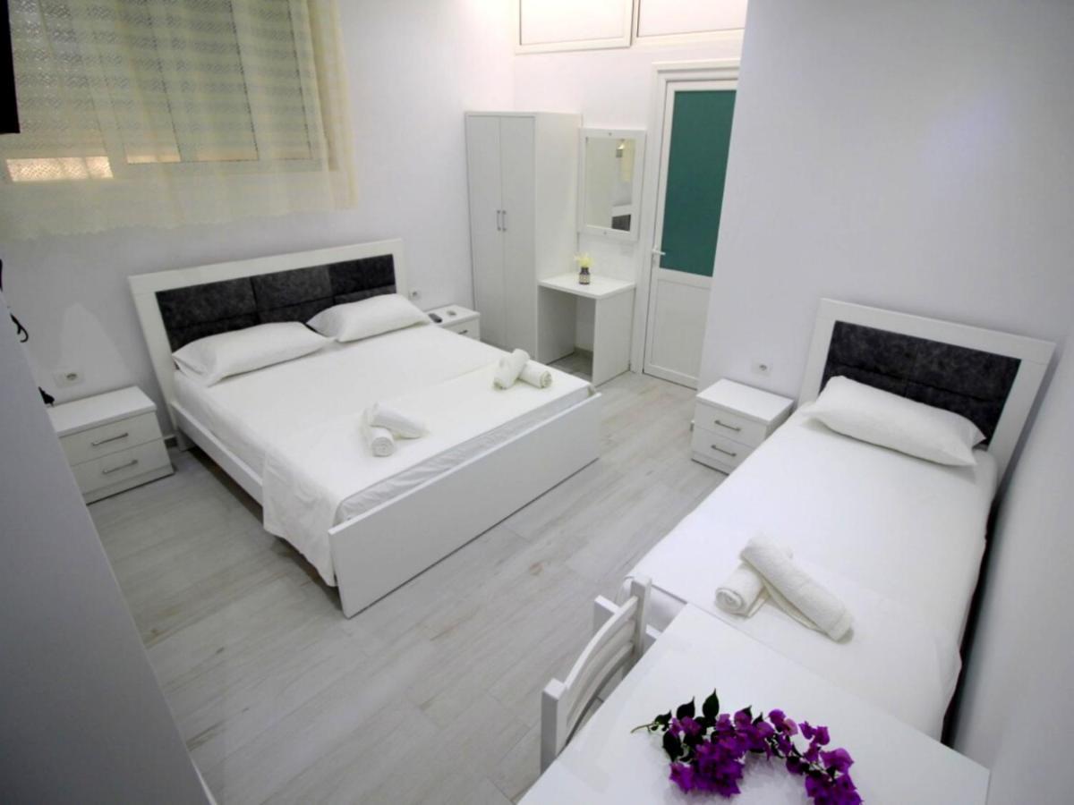 Gusto Di Casa Otel Sarandë Dış mekan fotoğraf