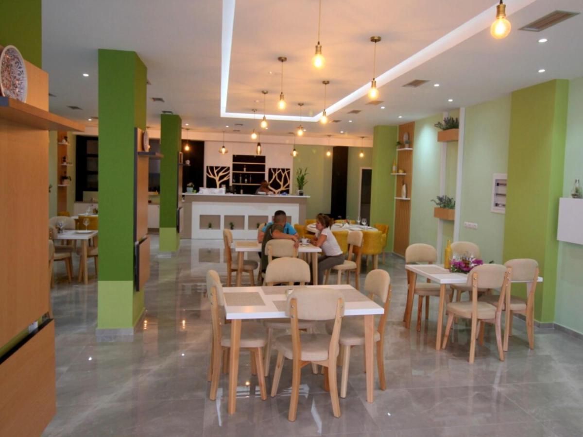 Gusto Di Casa Otel Sarandë Dış mekan fotoğraf